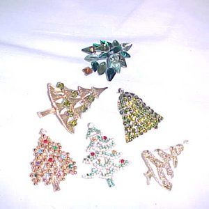 Vintage CHRISTMAS PIN Bundle Trees & Bell Gold tone Rhinestones Unsigned